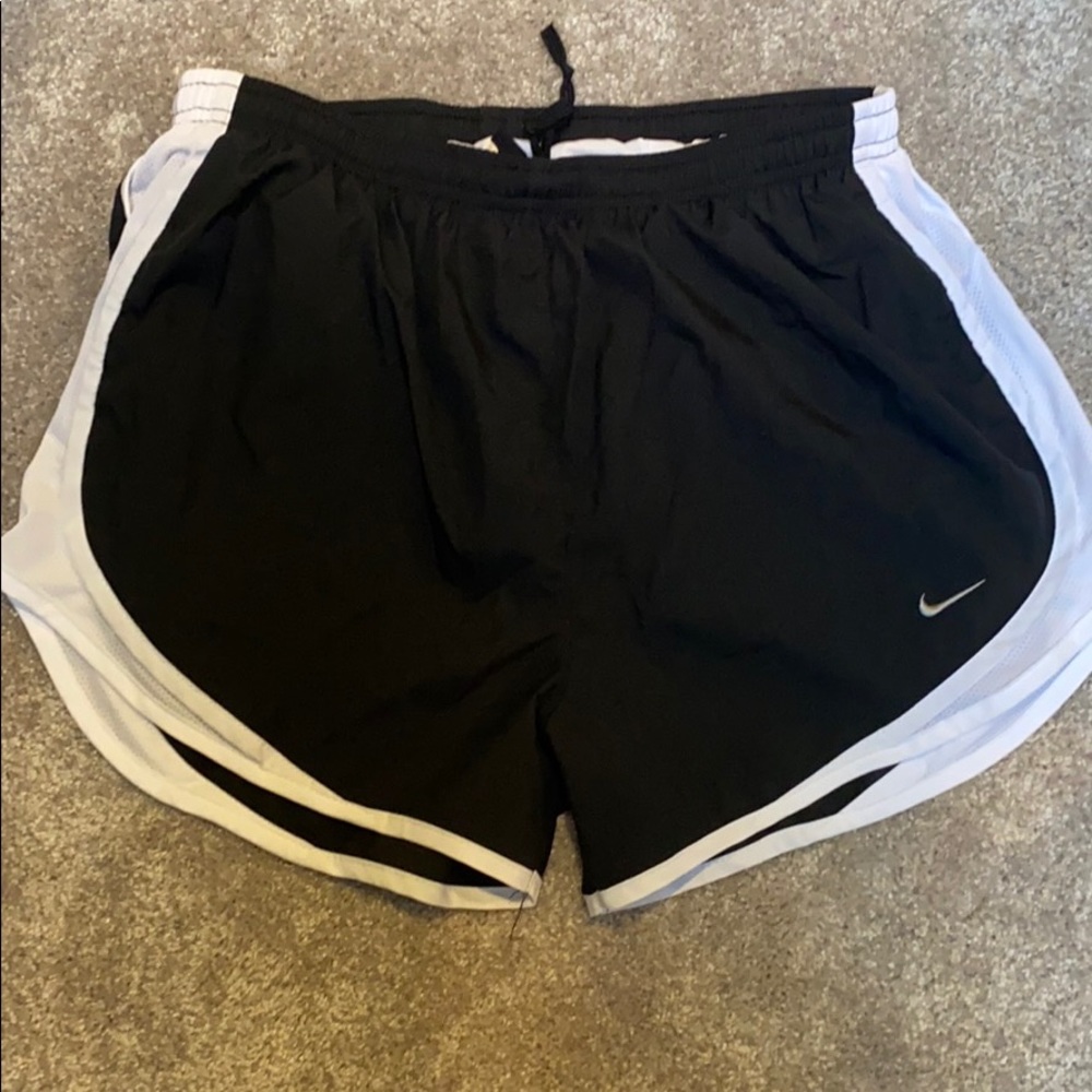 Nike running short